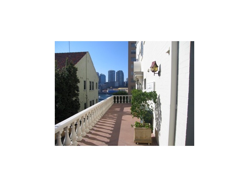 9/7 East Crescent Street, Mcmahons Point NSW 2060