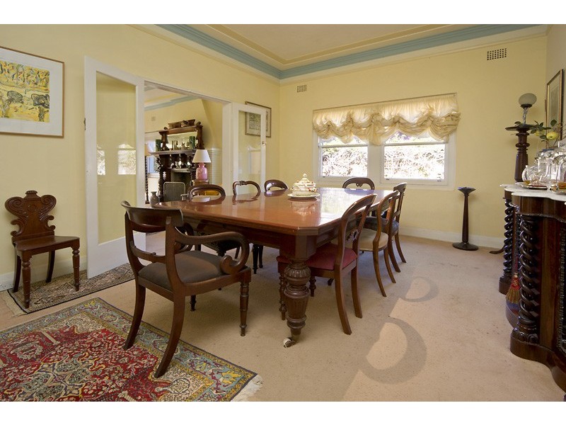 18 Moore Street, Roseville NSW 2069