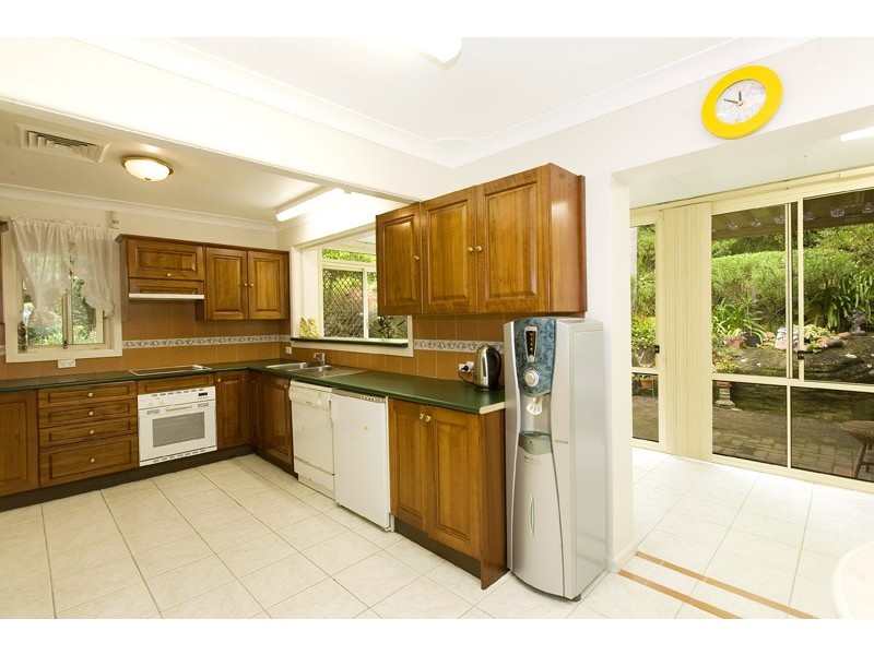 84 Hunter Avenue, St Ives NSW 2075