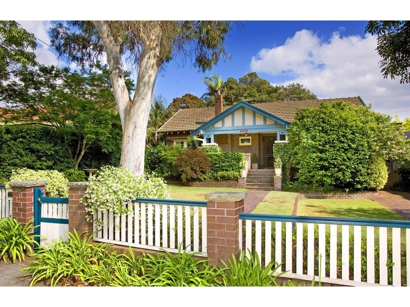 7 Cranbrook Avenue, Roseville NSW 2069