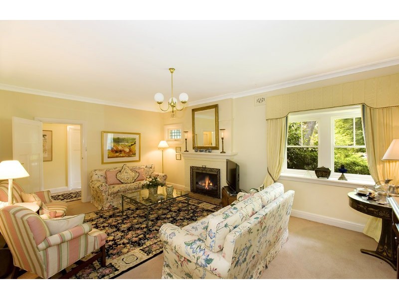 7 Cranbrook Avenue, Roseville NSW 2069