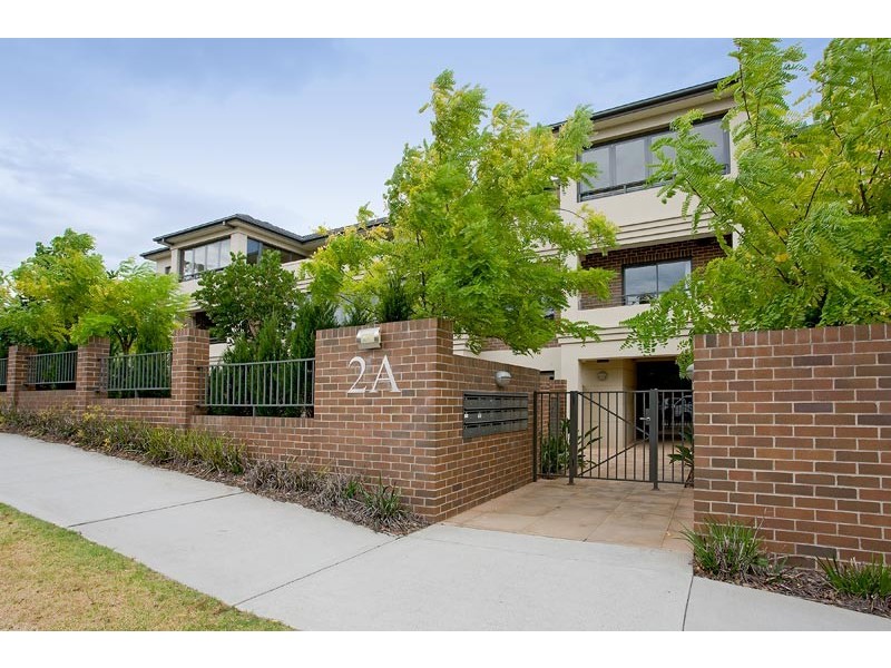 202/2A Grosvenor Road, Lindfield NSW 2070