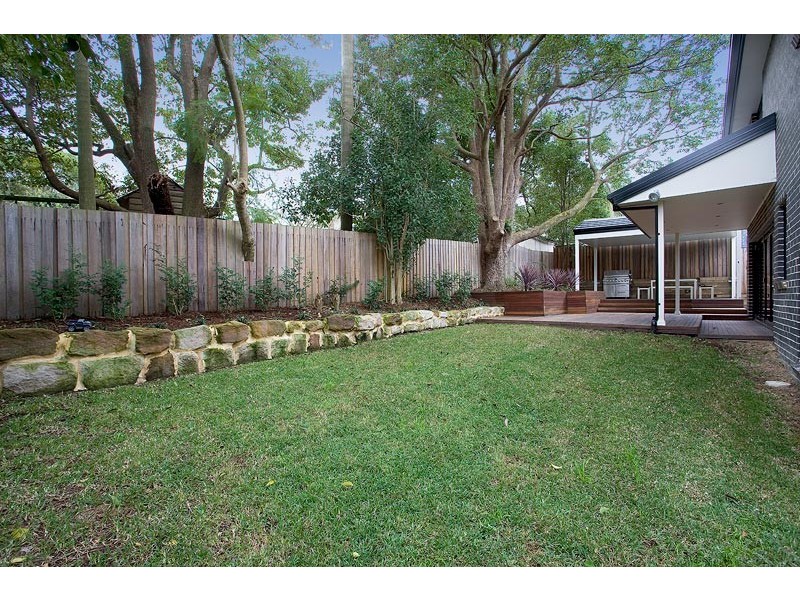 2 Moore Street, Roseville NSW 2069