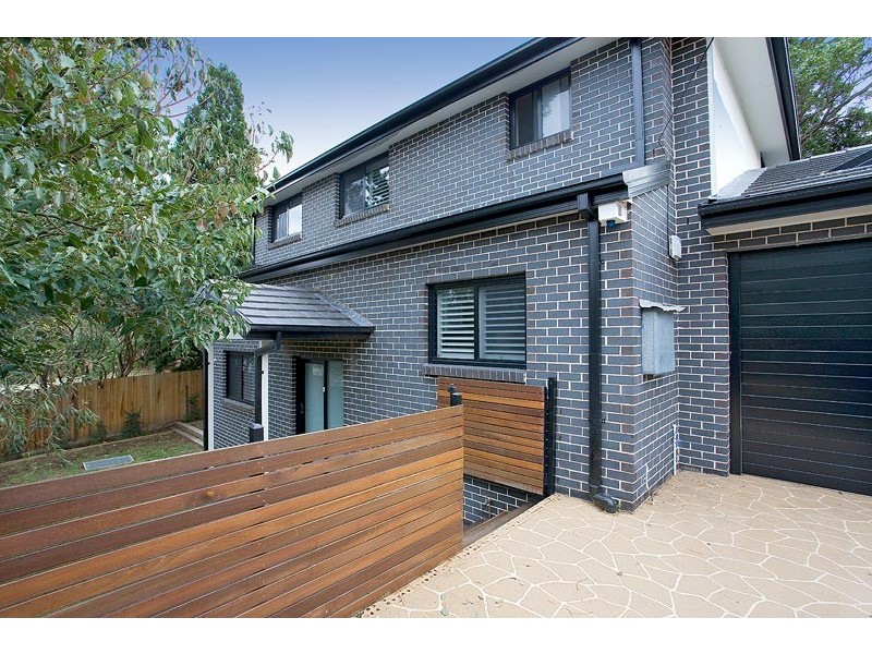 2 Moore Street, Roseville NSW 2069