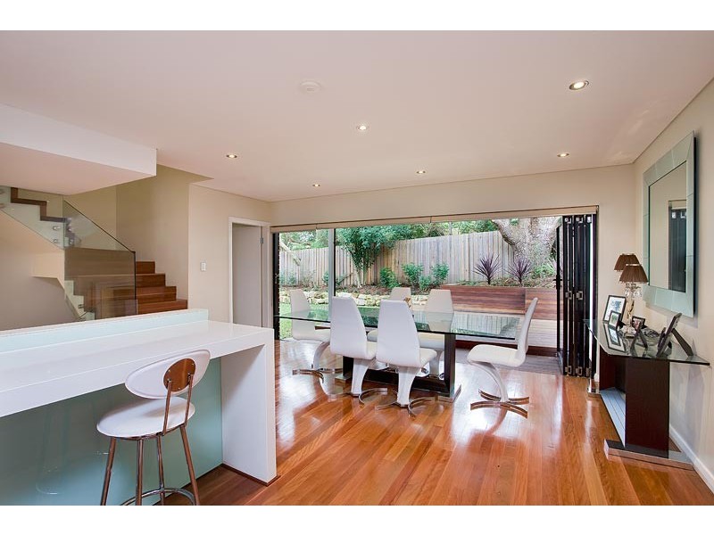 2 Moore Street, Roseville NSW 2069