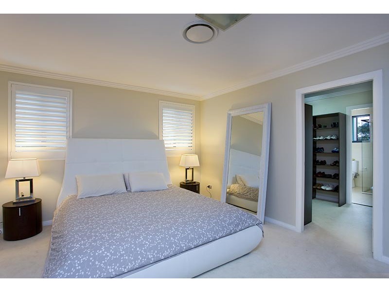 2 Moore Street, Roseville NSW 2069