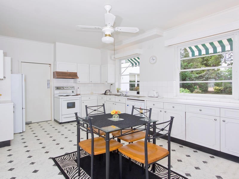 26 Clanville Road, Roseville NSW 2069