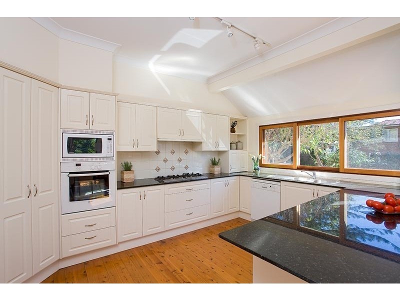 16 Allan Street, Roseville NSW 2069