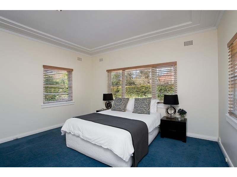 16 Allan Street, Roseville NSW 2069