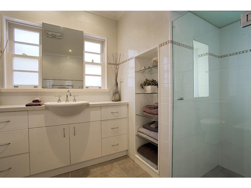 16 Allan Street, Roseville NSW 2069