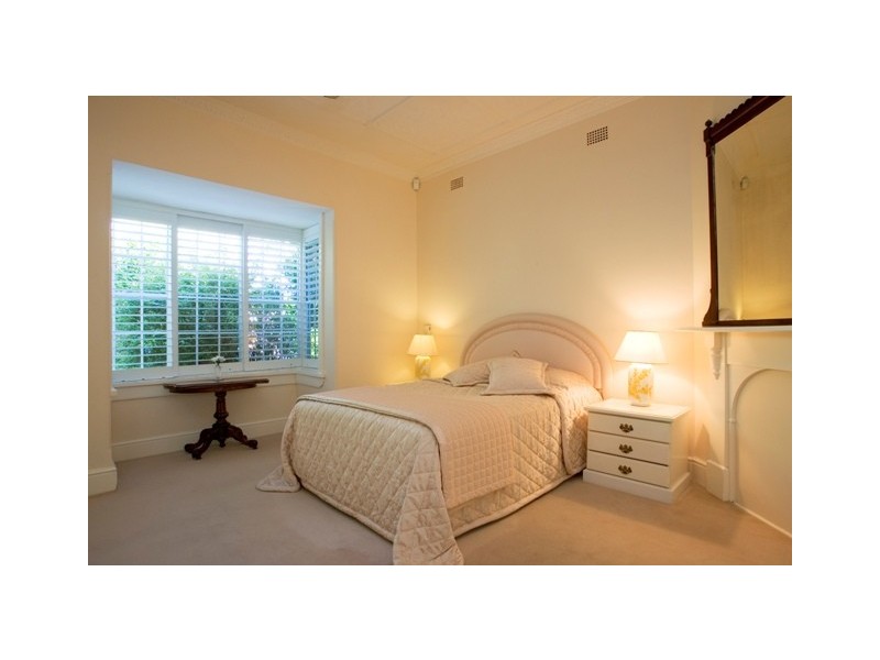 4 Blenheim Road, Lindfield NSW 2070