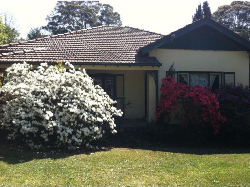 6 Middle Harbour Rd, Lindfield NSW 2070