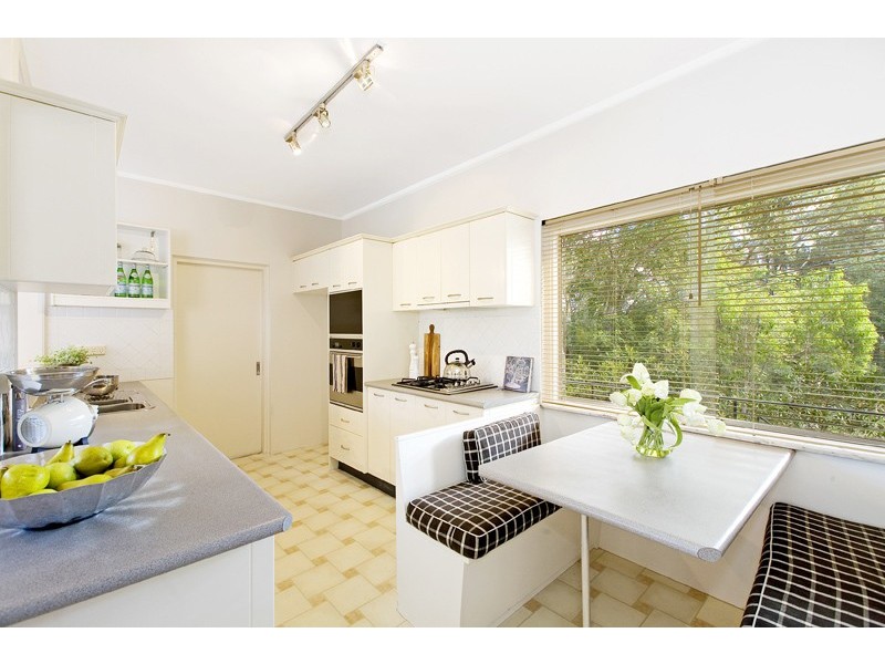 2 Ignatius Rd, Lindfield NSW 2070