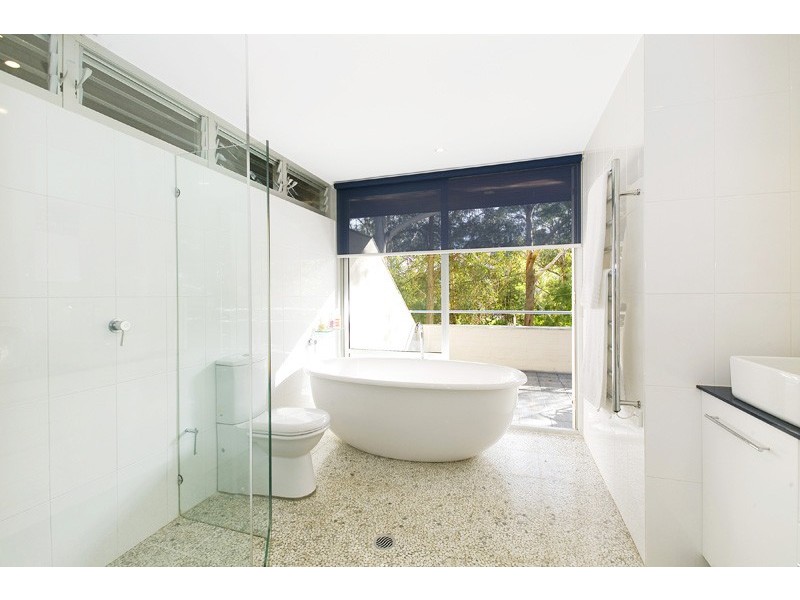 2 Ignatius Rd, Lindfield NSW 2070