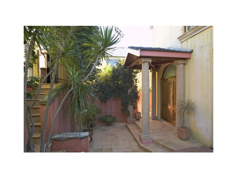 36 MacMillan Street, Seaforth NSW 2092