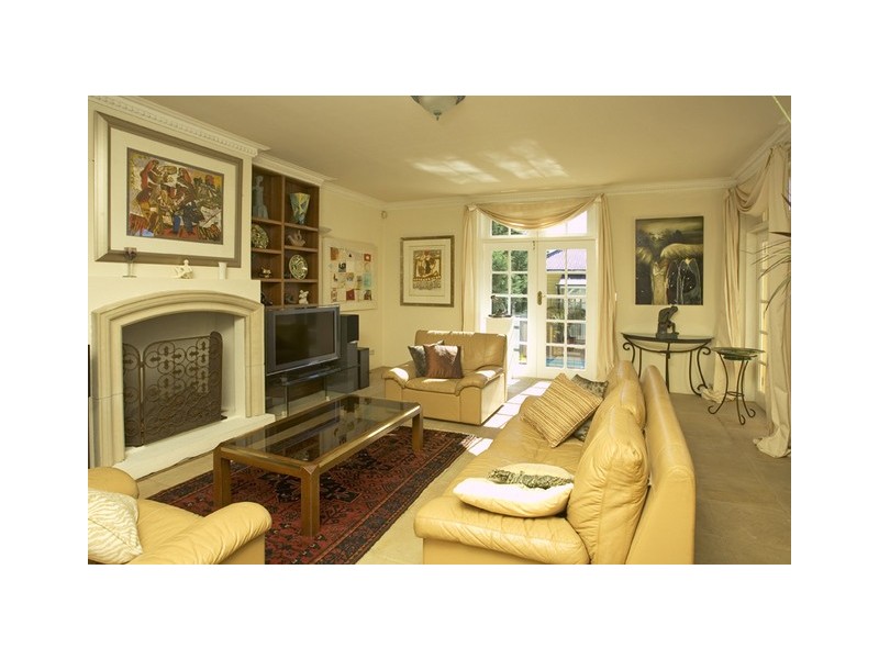 36 MacMillan Street, Seaforth NSW 2092