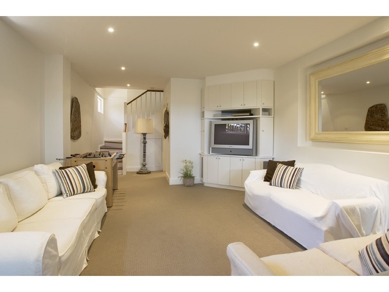 10 Middle Head Road, Mosman NSW 2088