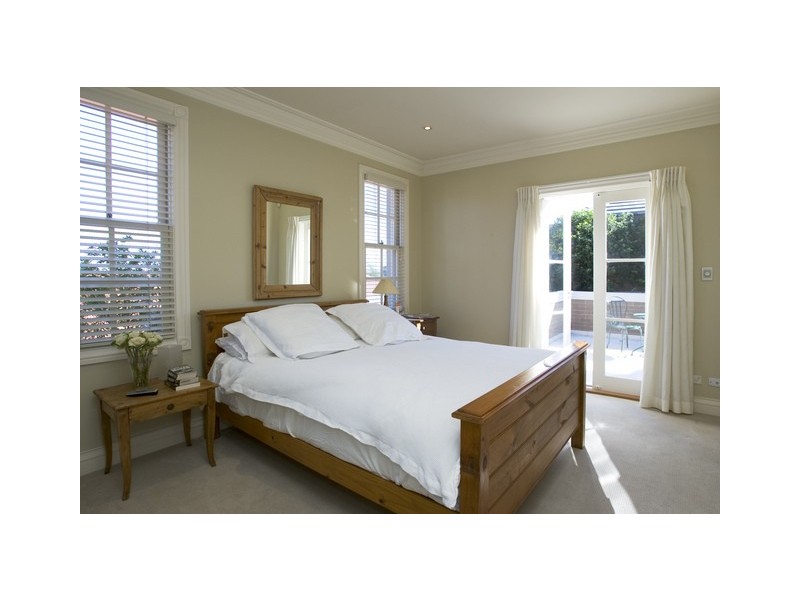 2a Glover Street, Mosman NSW 2088