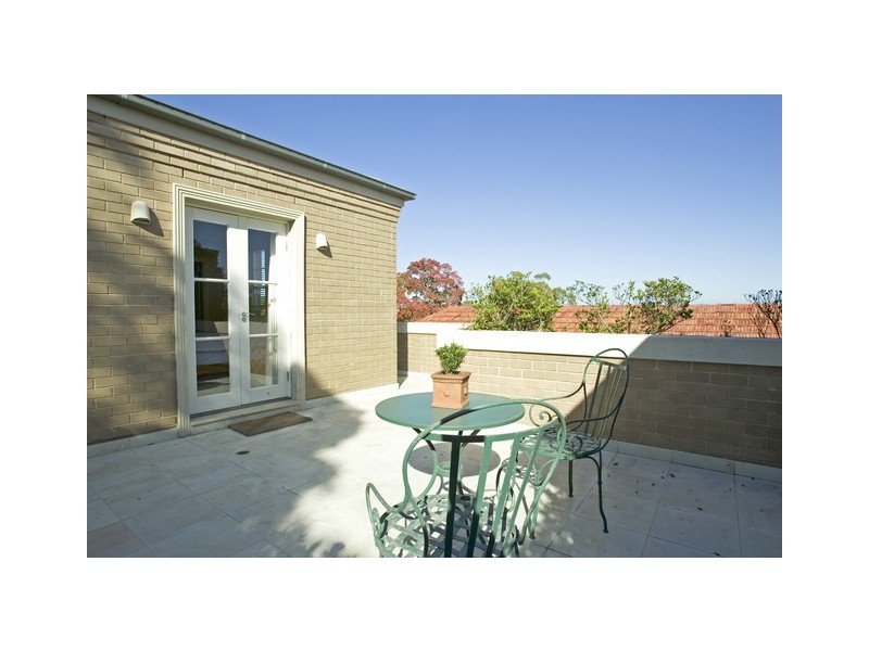 2a Glover Street, Mosman NSW 2088