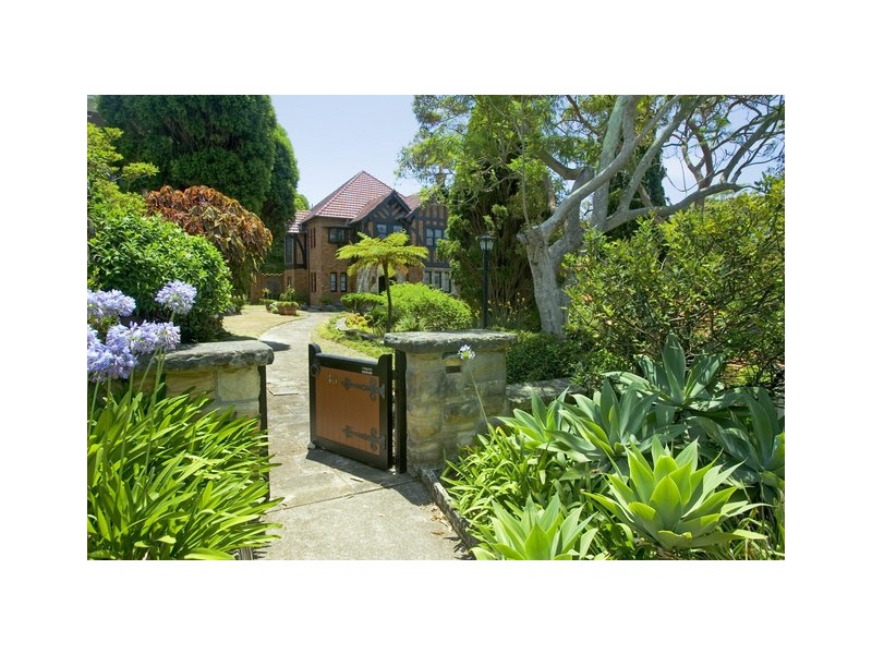 40-42 Burrawong Avenue, Clifton Gardens NSW 2088