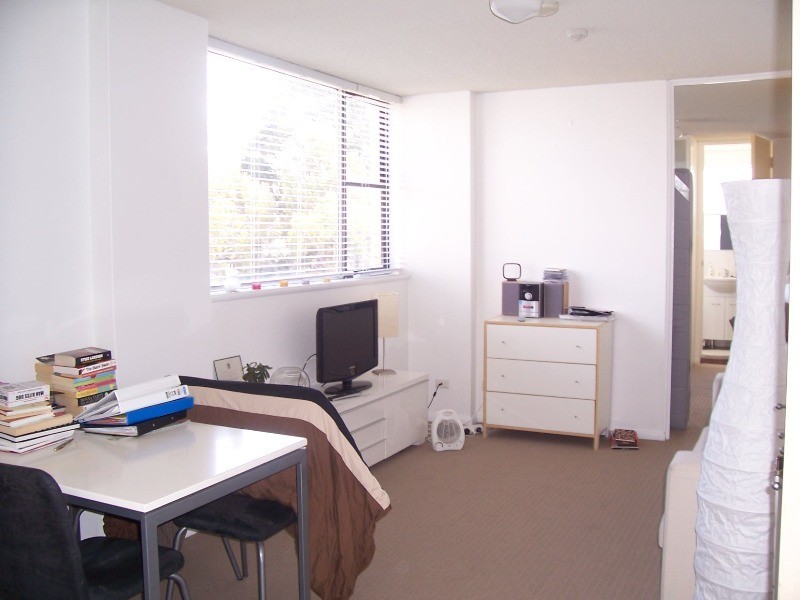 65/21 East Crescent Street, Mcmahons Point NSW 2060