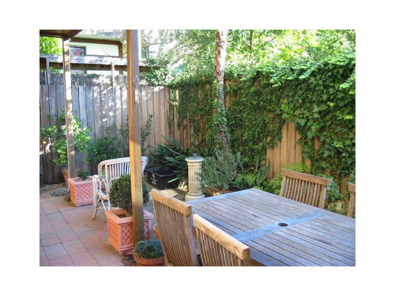 10 Neutral Street, North Sydney NSW 2060