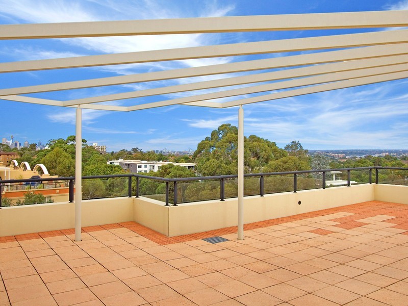 11/49 Lithgow Street, St Leonards NSW 2065