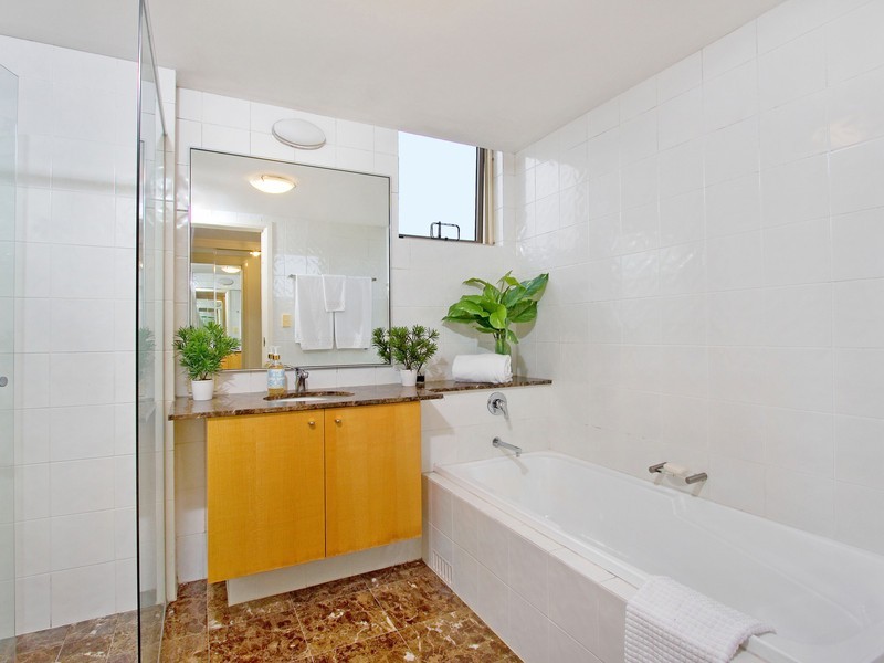 11/49 Lithgow Street, St Leonards NSW 2065