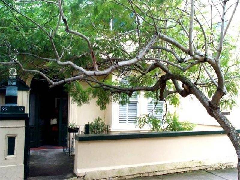 8/23-25 East Crescent Street, Mcmahons Point NSW 2060