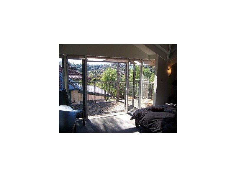 2A Doris Street, North Sydney NSW 2060