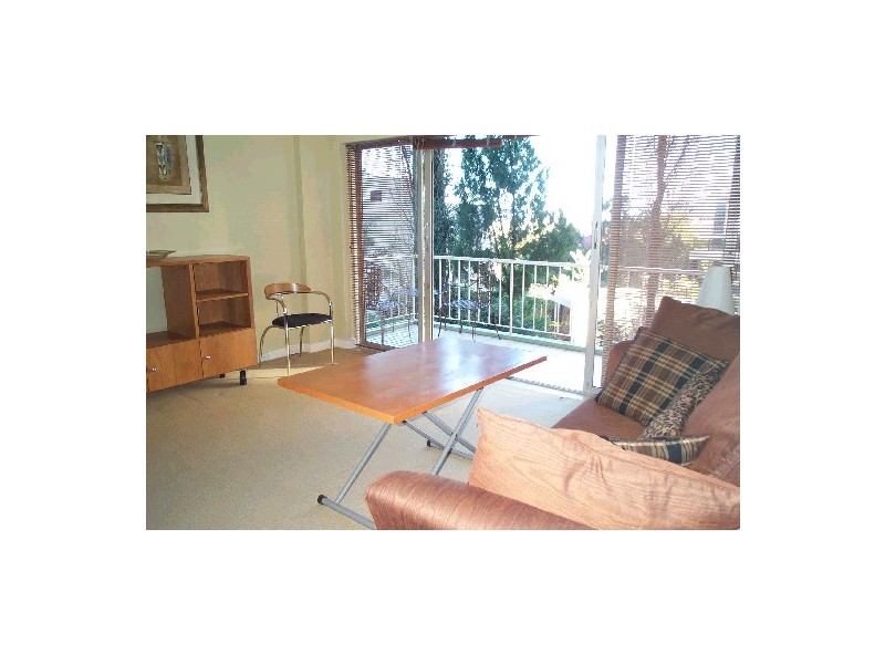 2/199 Walker St, North Sydney NSW 2060