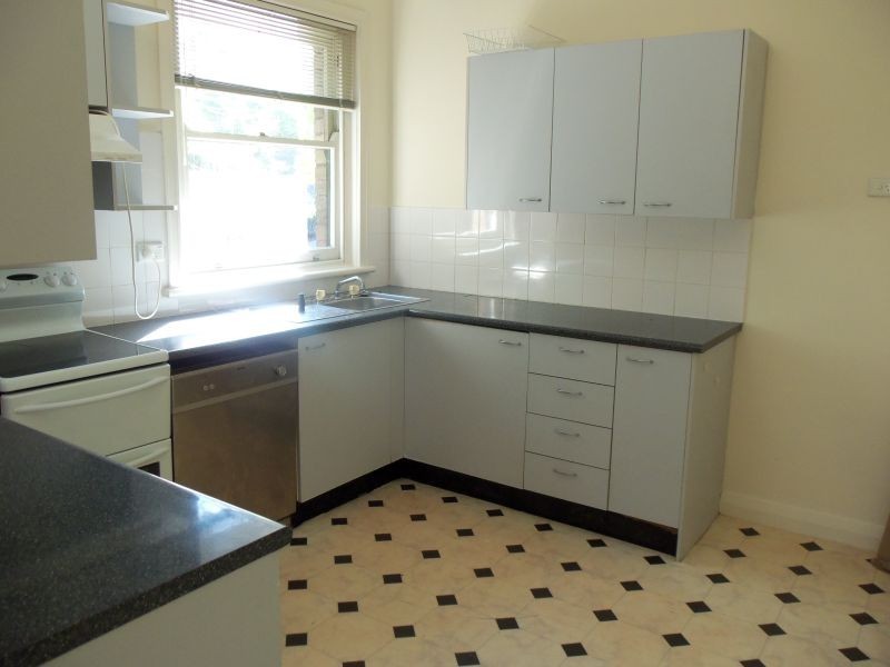 8/214 Blues Point Rd, Mcmahons Point NSW 2060