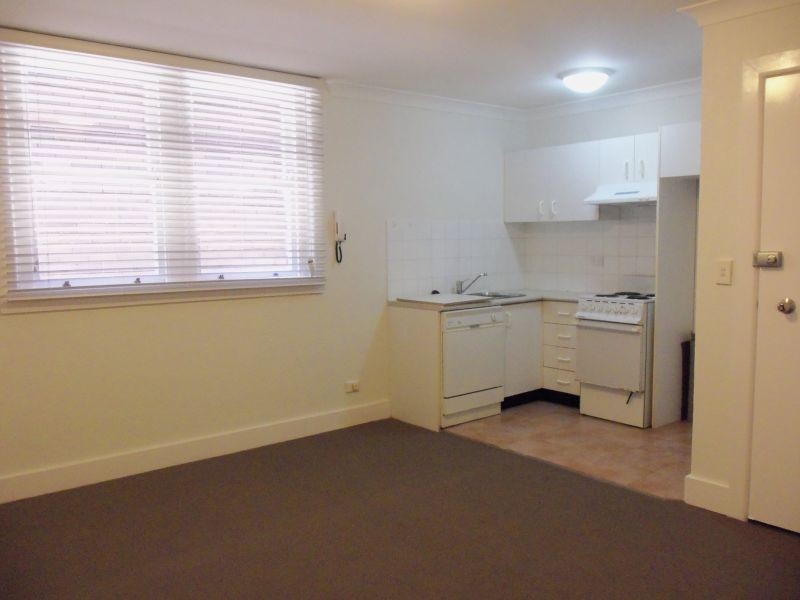 2/188 Blues Point Rd, Mcmahons Point NSW 2060