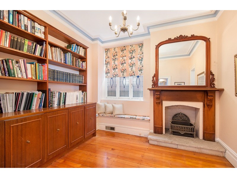 32 Thompson St, Mosman NSW 2088