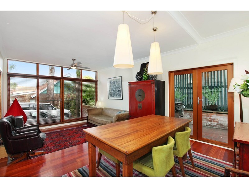 2/16 Bay Road, Waverton NSW 2060
