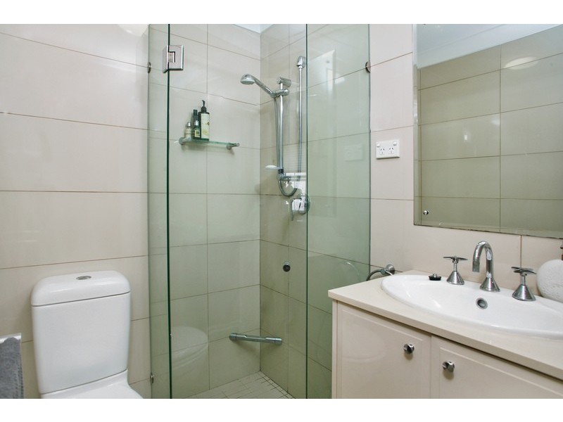 8/188  Blues Point Road, Mcmahons Point NSW 2060