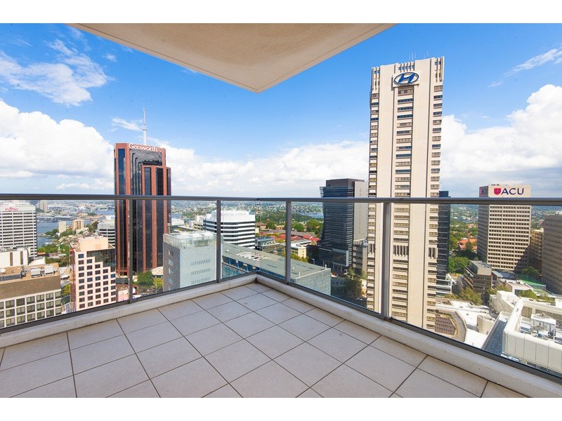 2402/77-81 Berry Street, North Sydney NSW 2060