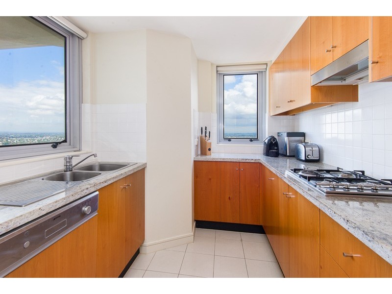 2402/77-81 Berry Street, North Sydney NSW 2060