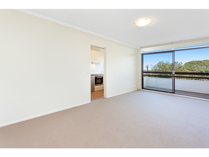 2/2 Ivy Street, Wollstonecraft NSW 2065