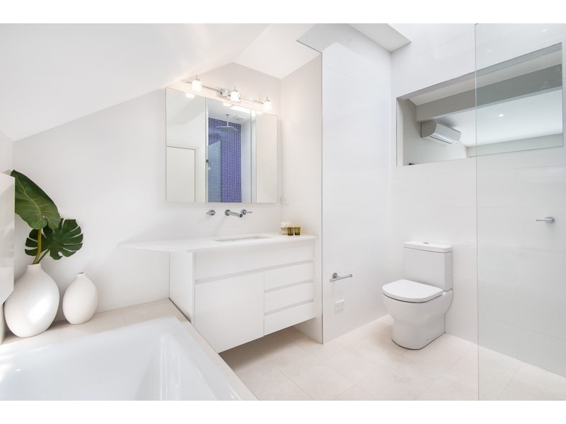 98 Blues Point Road, Mcmahons Point NSW 2060