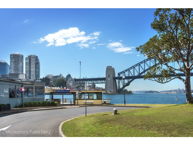 23/2 East Crescent Street, Mcmahons Point NSW 2060