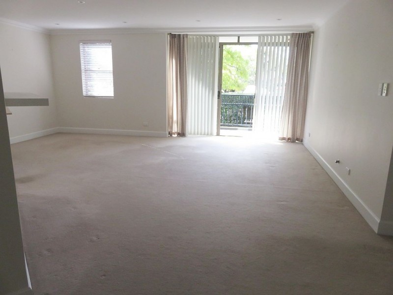 2/2 Bells Avenue, Cammeray NSW 2062