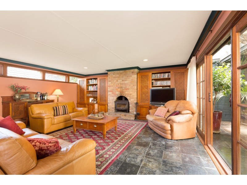 56 Tambourine Bay Road, Lane Cove NSW 2066