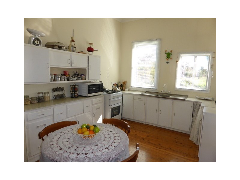 18 Wentworth Street, Parkes NSW 2870