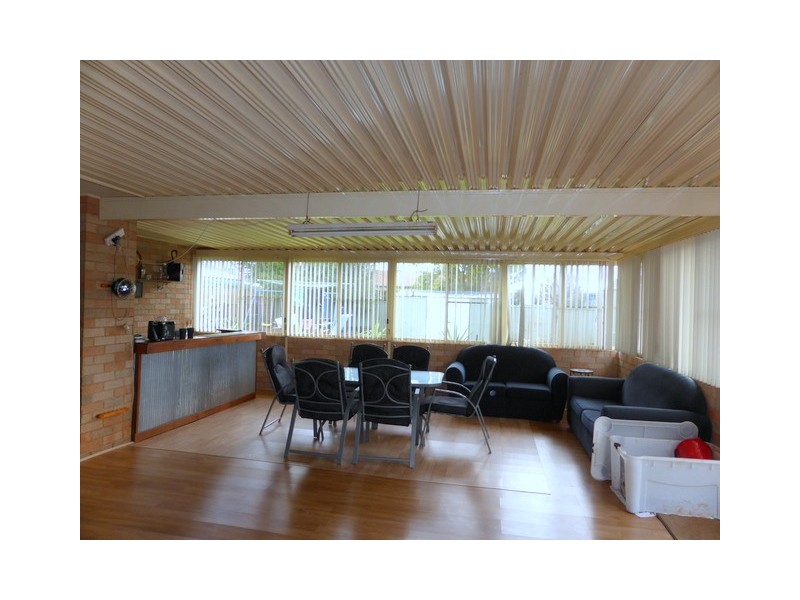 4 Avoca Place, Parkes NSW 2870