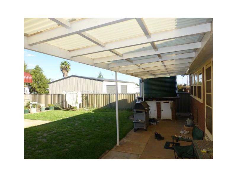 6 Weston Street, Parkes NSW 2870