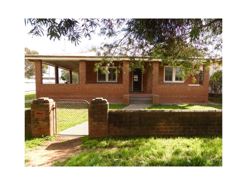 1 Sydney Street, Parkes NSW 2870