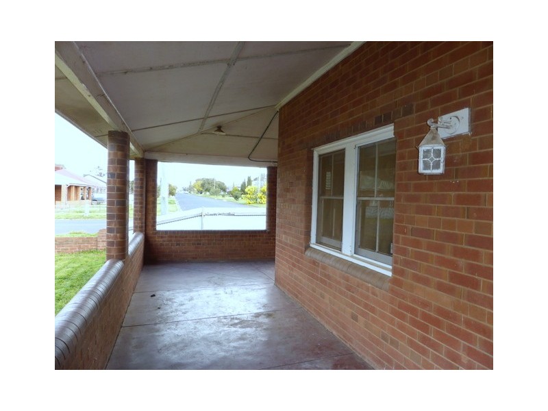 1 Sydney Street, Parkes NSW 2870