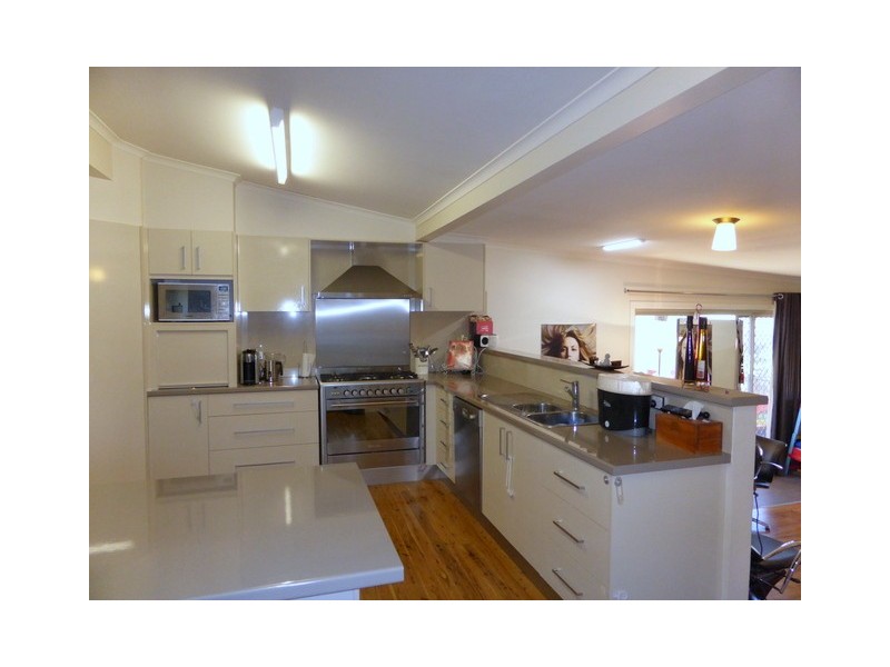 13 Lynch Street, Parkes NSW 2870