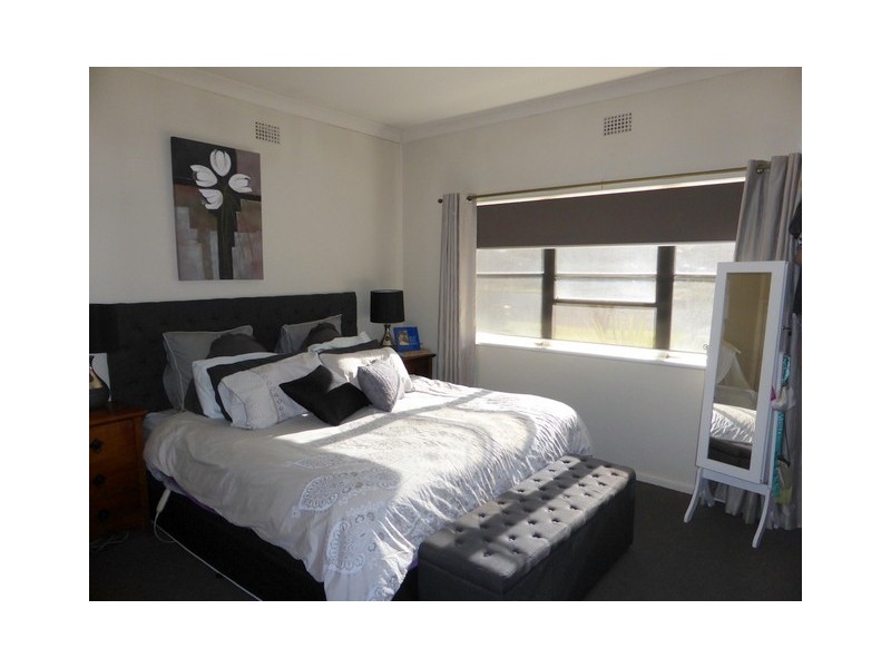 13 Lynch Street, Parkes NSW 2870